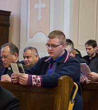 Članovi Sinode hodočastili u Karlovac i Krašić